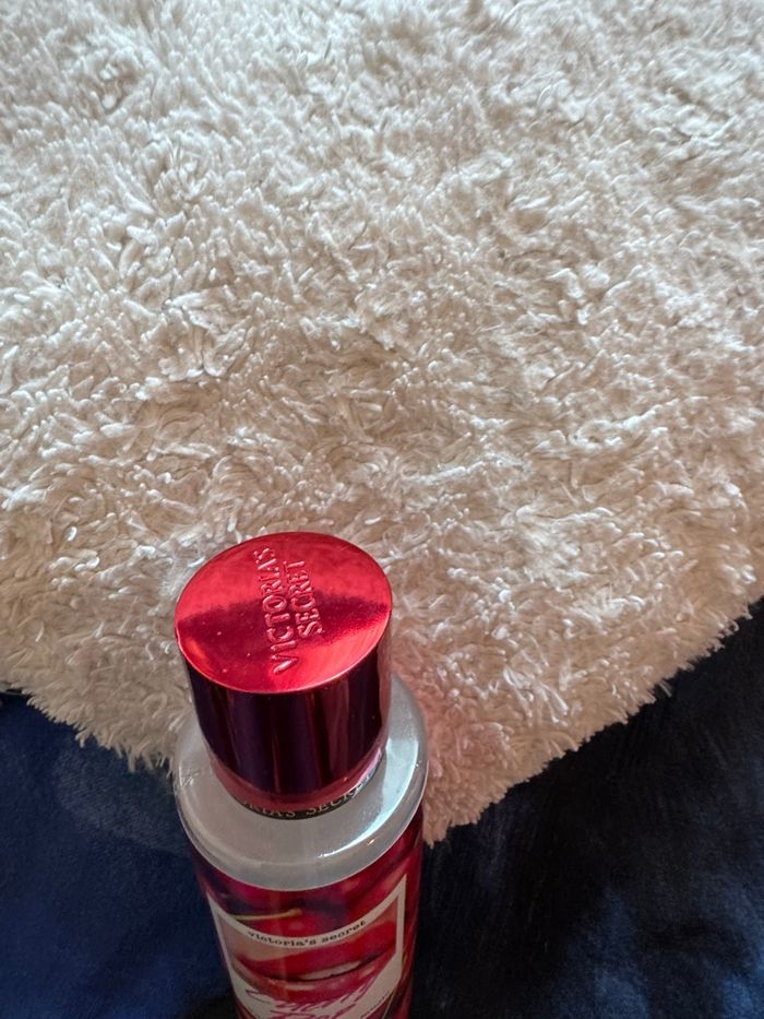 Brume victorias secret cherry pop - photo numéro 3