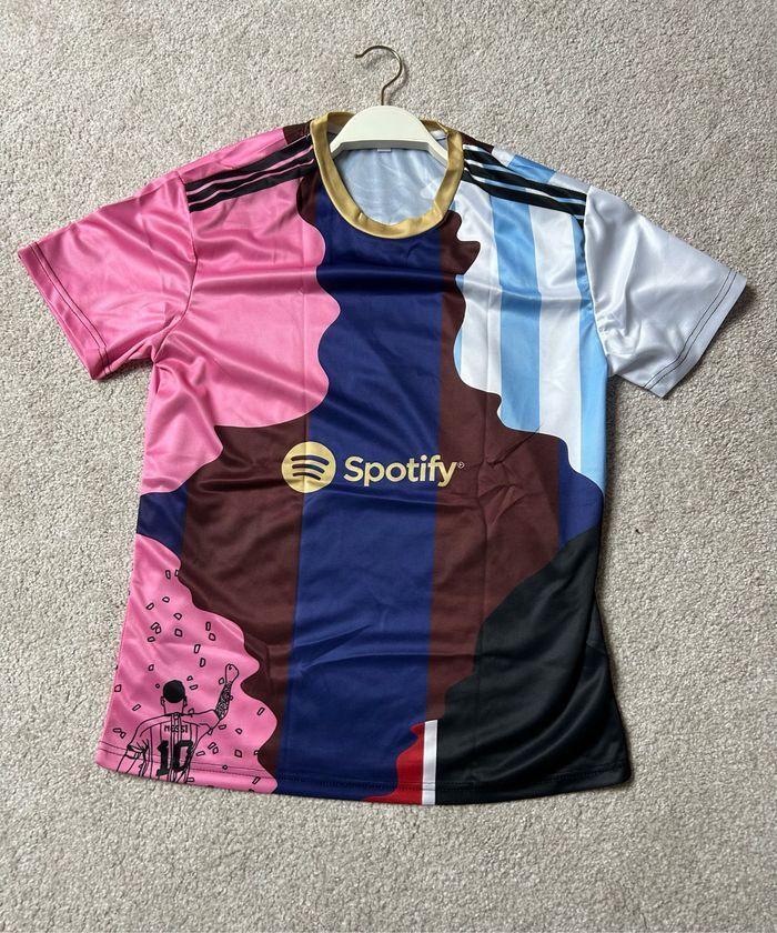 Maillot foot Messi neuf M