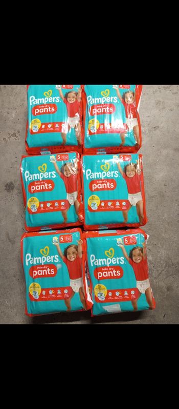 6 paquet de couche Pampers pants taille 5 a 45€