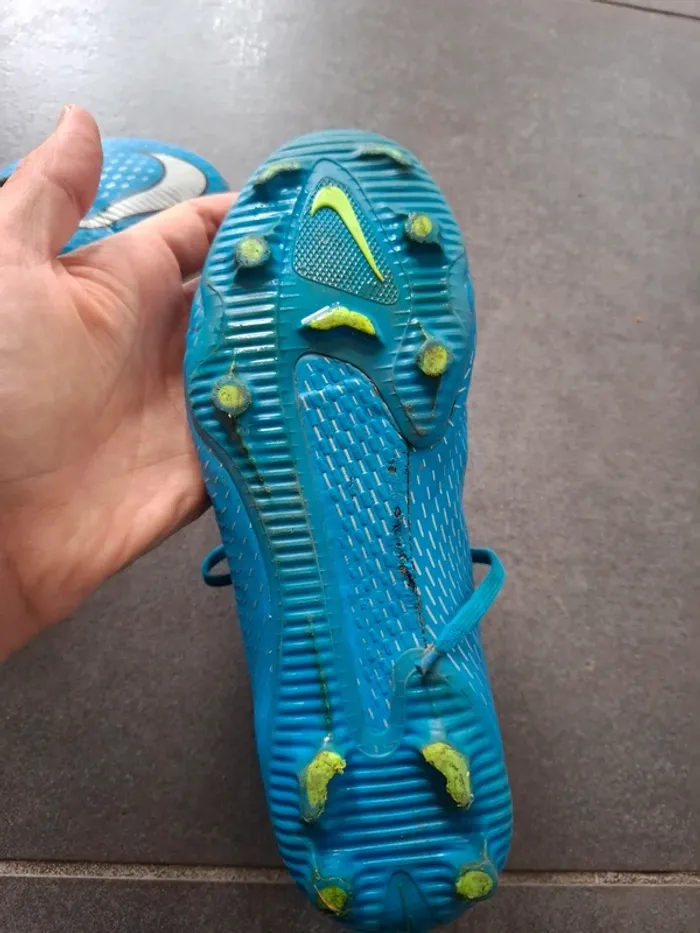 Crampons foot 36,5 nike - photo numéro 6