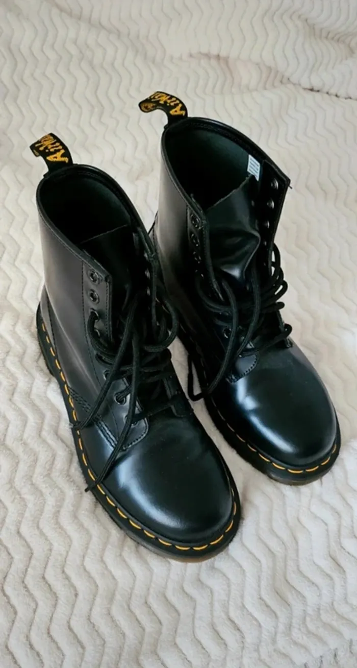 Bottines Dr. Martens Femme taille 38 comme neuve noire - photo numéro 2