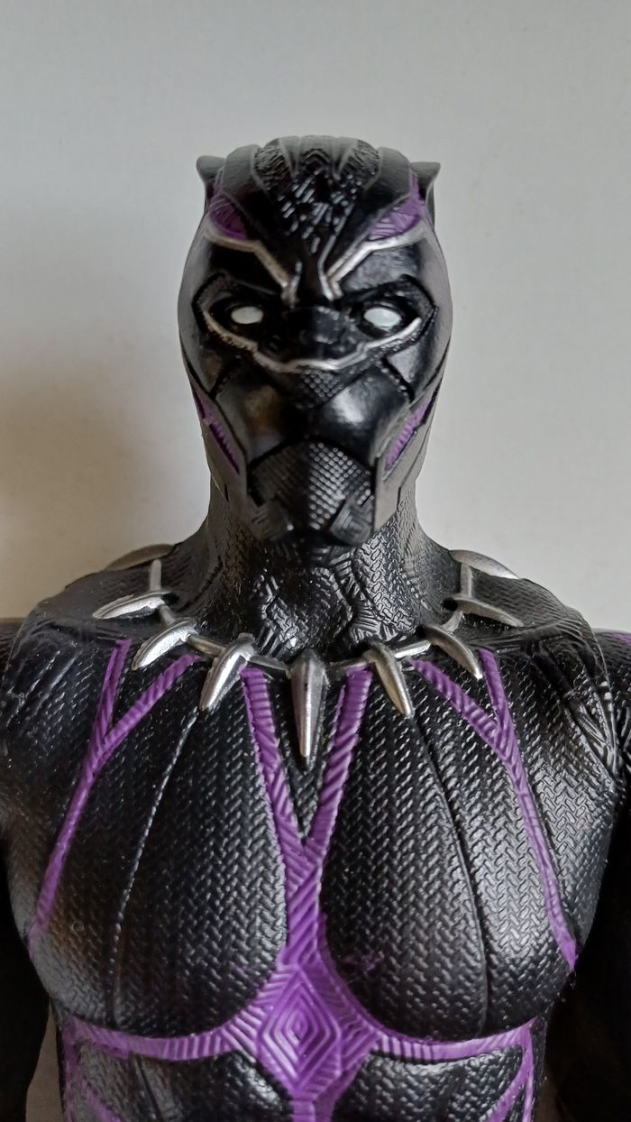 Figurine Marvel Avengers: Endgame - Titan Hero Power FX Black Panther - photo numéro 2