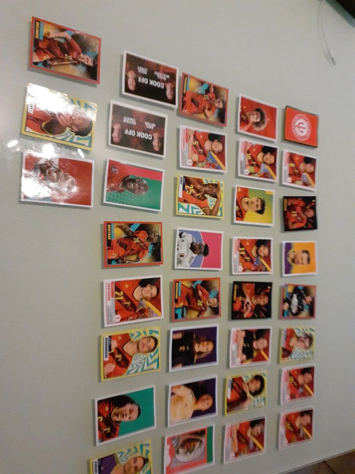 Lot de 35 stickers Closer to the Red Devils - photo numéro 5