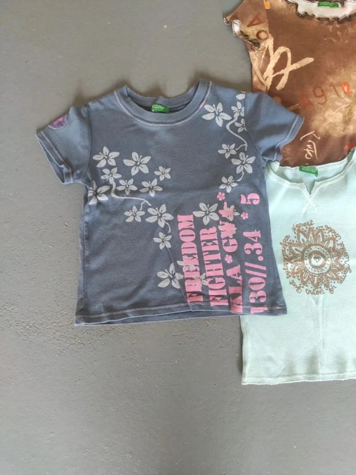 Benetton 3 tee shirt 4 ans - photo numéro 2