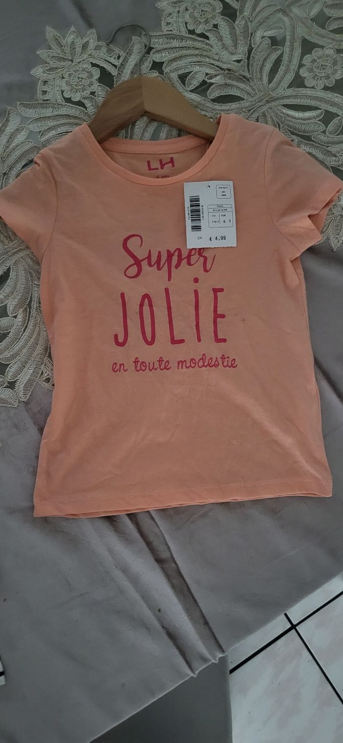 Tee-shirt fillette neuf soldé 50% - photo numéro 3
