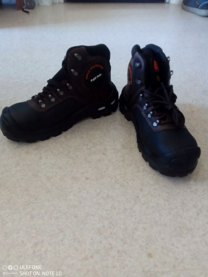 Chaussures hautes de sécurité - photo numéro 3