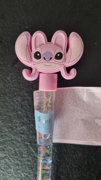 Stylo Stitch rose neuf Disney paillettes