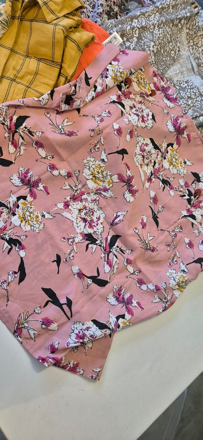 Lot vêtements femme - photo numéro 9