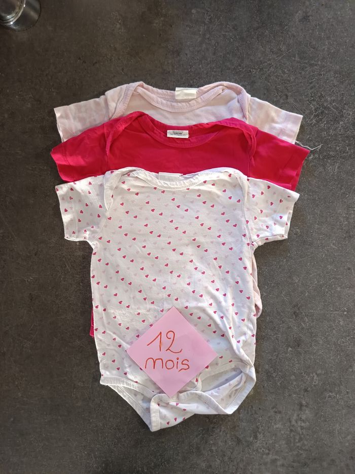 Lot bodies mots d'enfants 12 mois