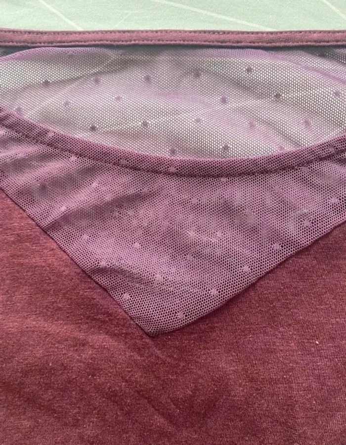 T-shirt violet cache cache - photo numéro 5