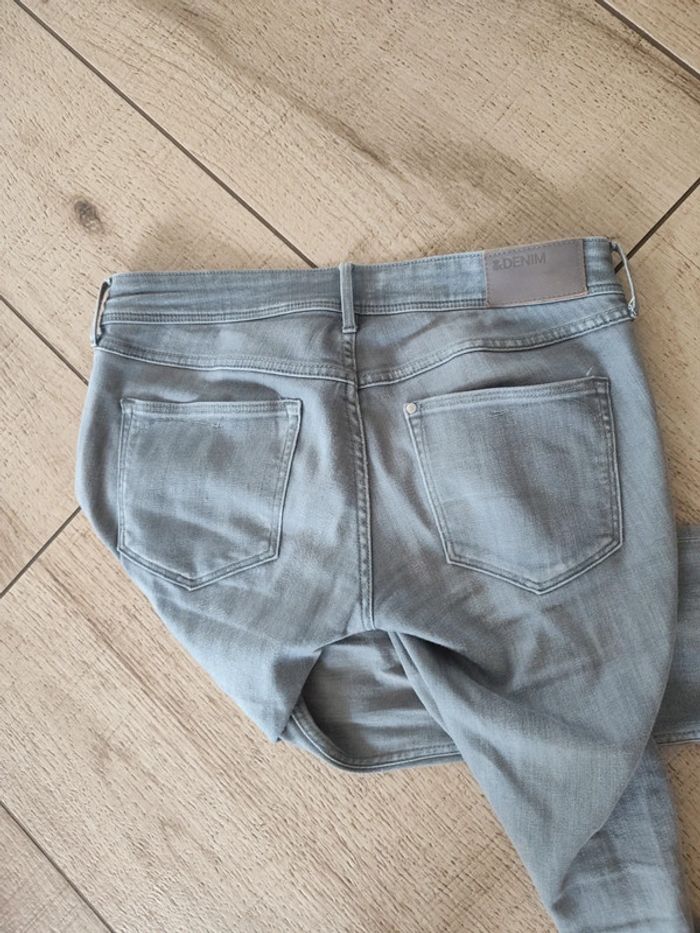 Jean slim - photo numéro 4