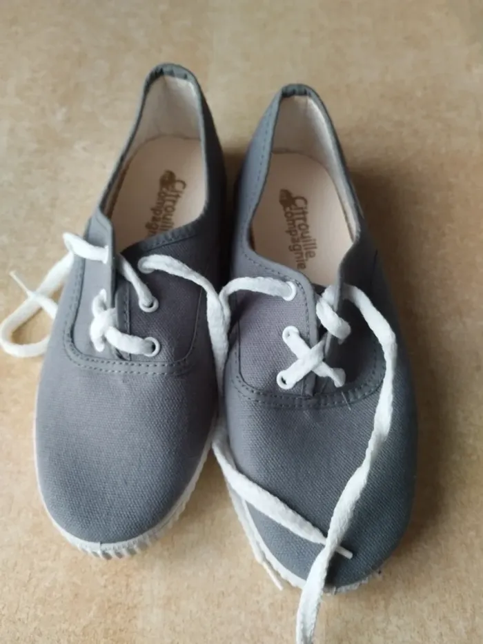 Tennis taille 34