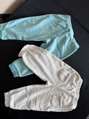 Lot 2 pantalons velours 18-24 mois