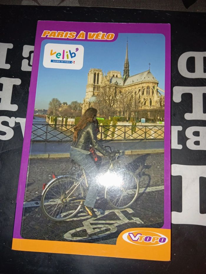 Livre Paris à vélo comme Neuf