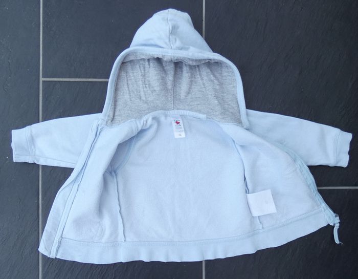 Joli sweeat à capuche zippé garçon 12 mois (74 cm) - photo numéro 4