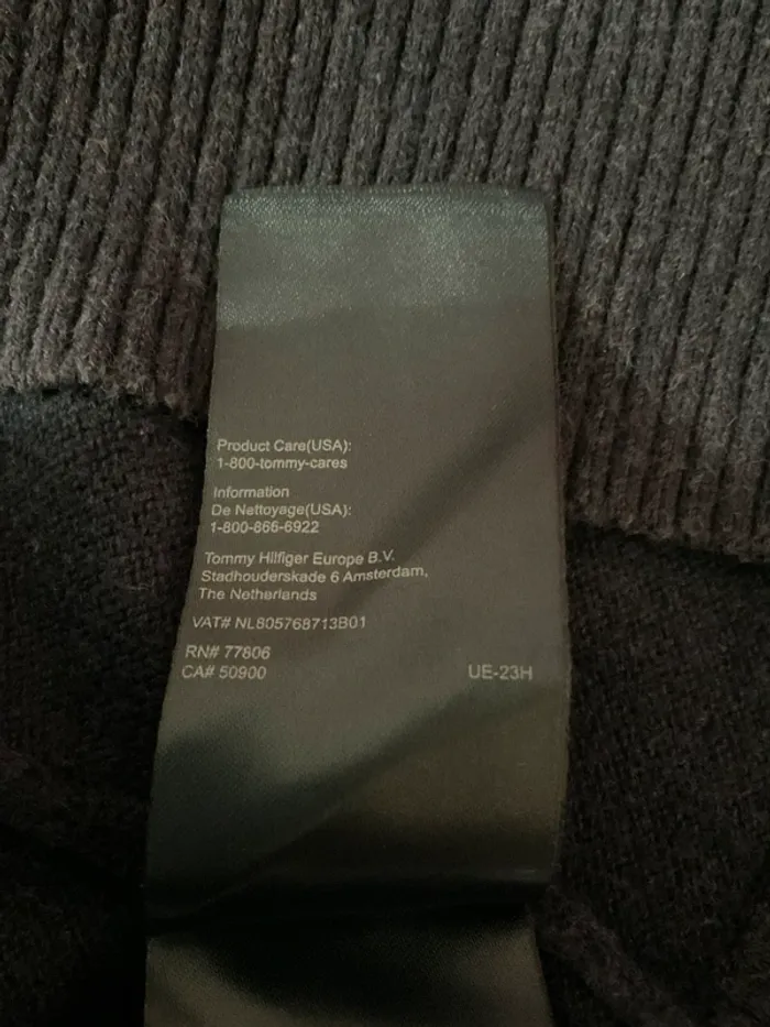 Pull col en V bleu marine pour homme Tommy Hilfiger taille M 471 - photo numéro 13