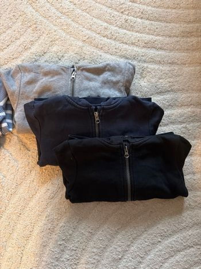 Lot de 4 pull et 3 Sweat capuche zip - photo numéro 3