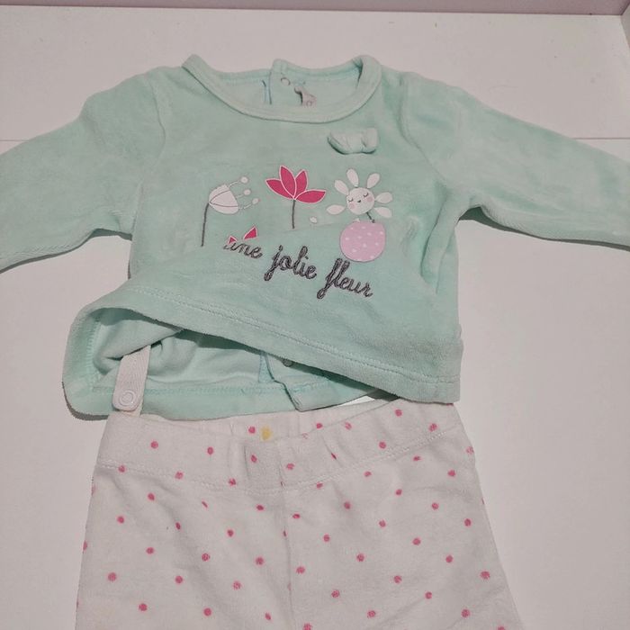 Pyjama 3 mois - photo numéro 2