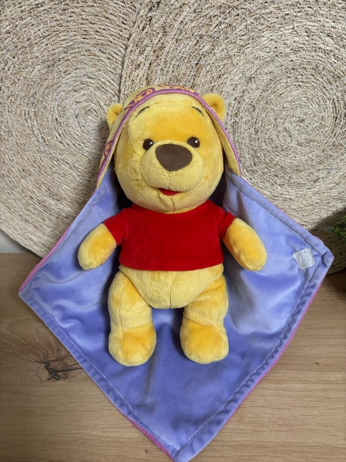 Doudou winnie l ourson couverture papillon Disney - photo numéro 3