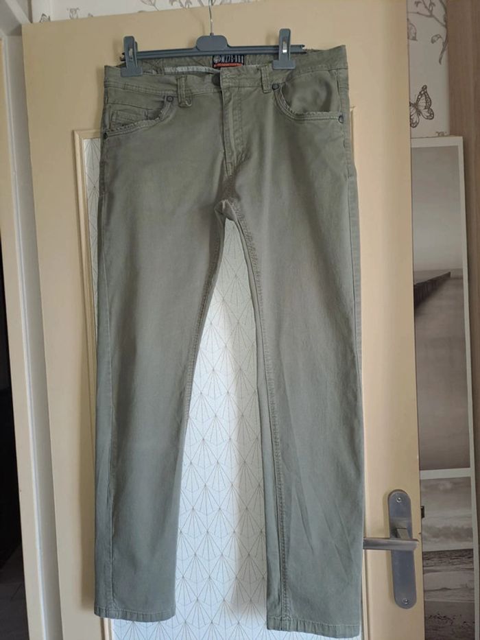 Pantalon homme kaki mz72 brd nickel sauf encre derrière voir photos prévoir ajout collant sympa