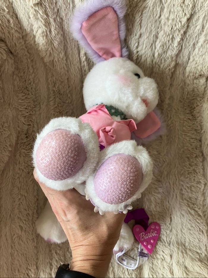 Peluche chien Barbie de Mattel (1€50) - photo numéro 4