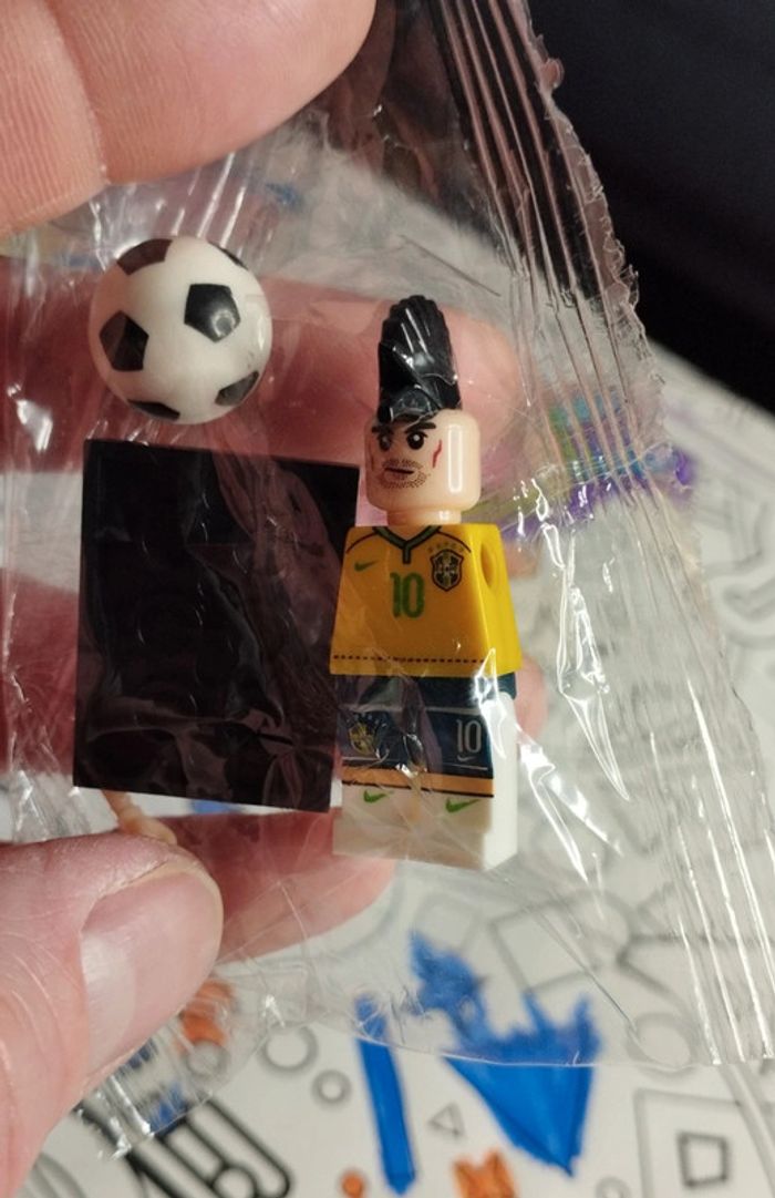 Personnage type Lego football neuf Neymar Brésil coupe de cheveux crête