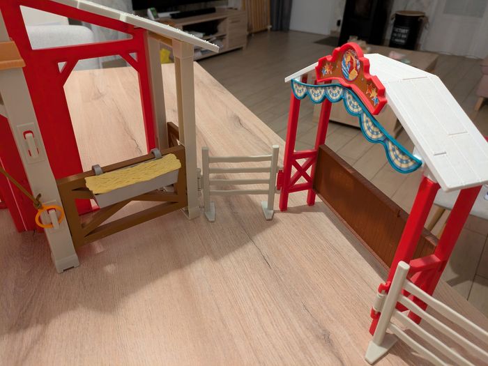 Centre équestre spirit et poupées - photo numéro 8