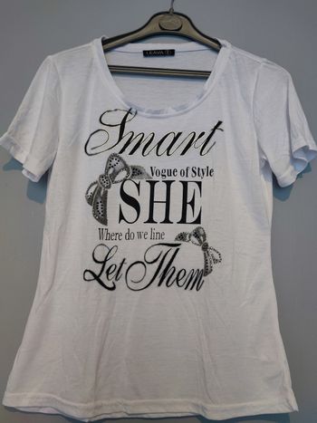 Joli t shirt a strass