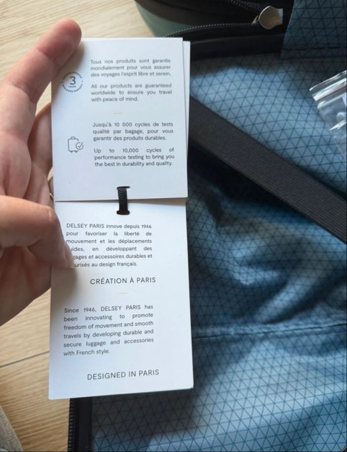 Valise Delsey bleu neuf 55 cm - photo numéro 7