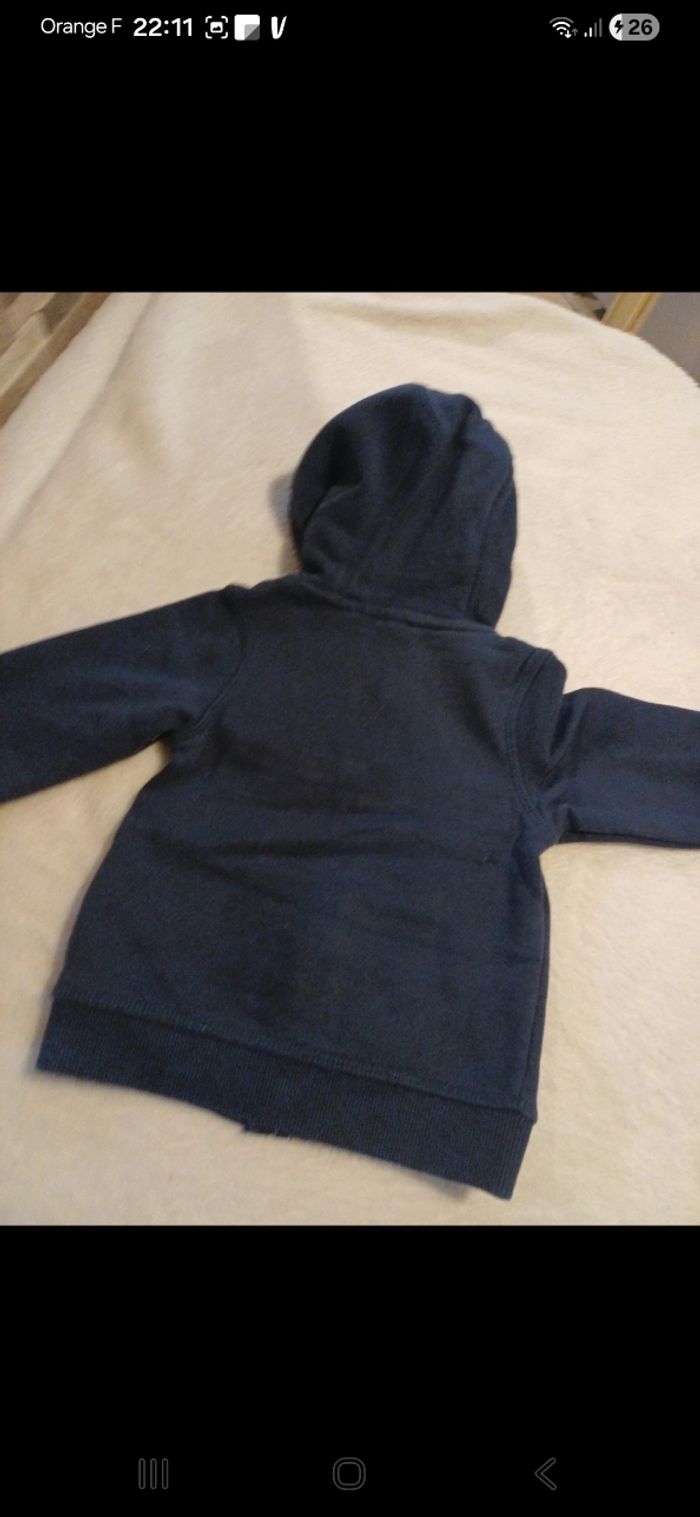 Sweat bébé taille 3 mois - photo numéro 3