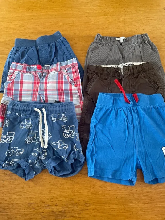 Lot 6 shorts 18 mois
