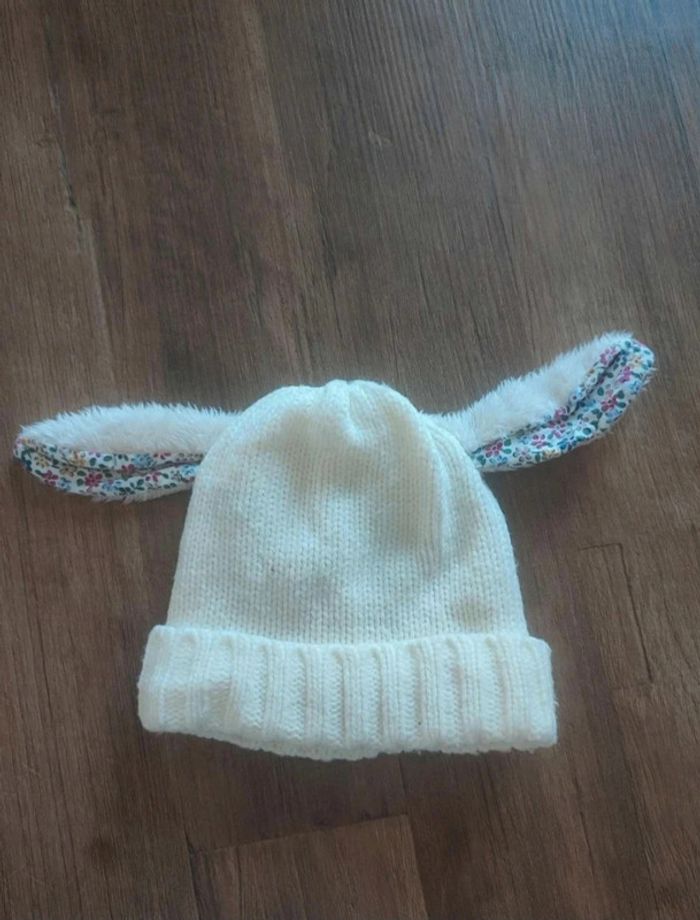 Bonnet oreille de lapin