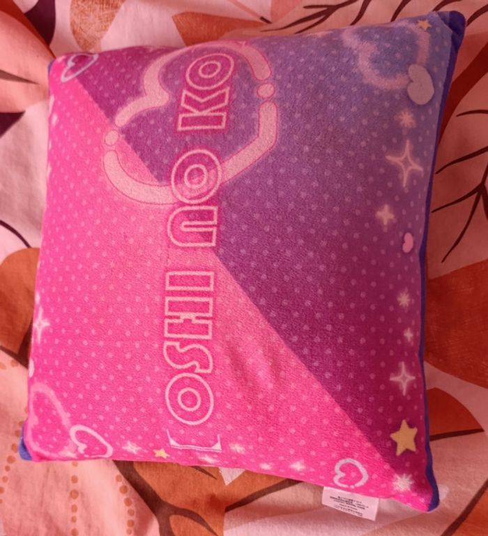 Coussin oshi no ko - photo numéro 2