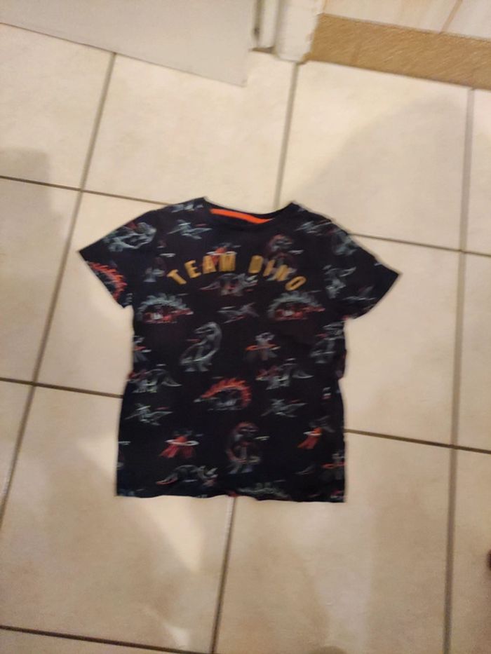 3 tee shirt 8 ans - photo numéro 3