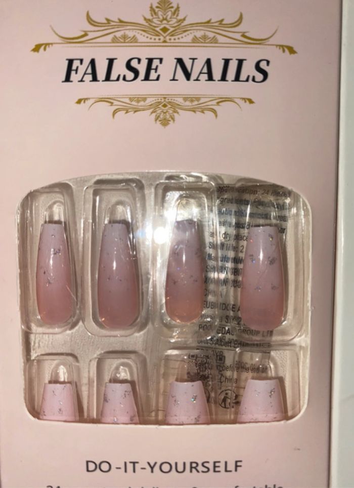 Lot de faux ongles - photo numéro 2