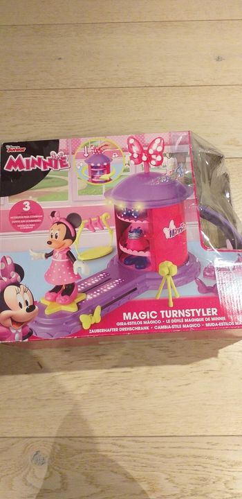 Le défilé magique de Minnie