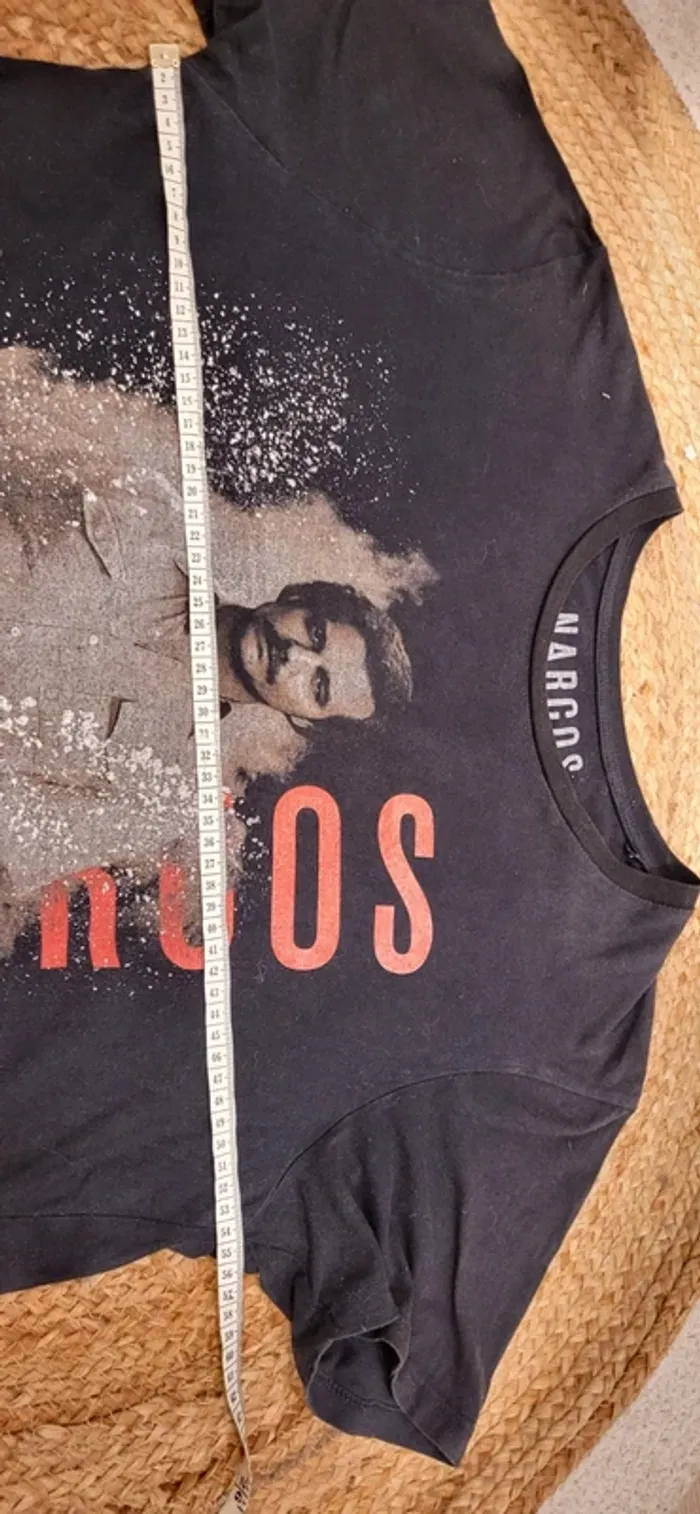 T-shirt Narcos L – Pablo Escobar - Très bon état- Rare - Noir - photo numéro 7