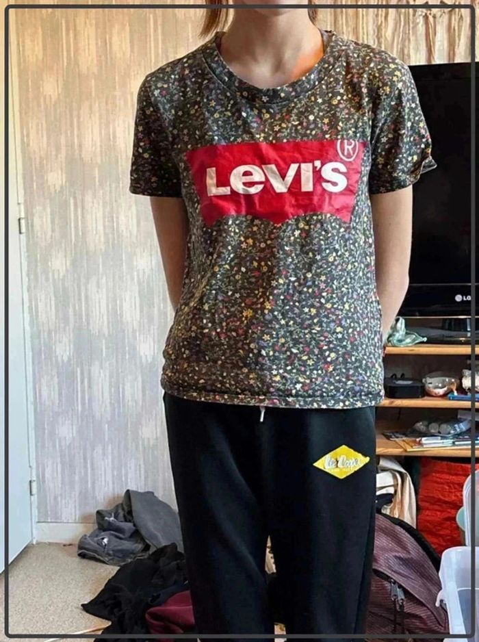 T  shirt  levi's  taille  (12ans)