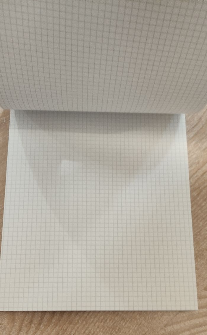 Bloc noté grand format petits carreaux neuf - photo numéro 2