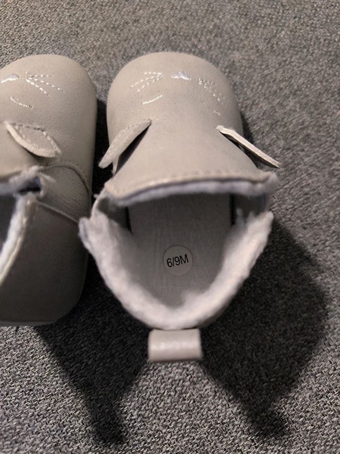Chaussure bébé - photo numéro 2
