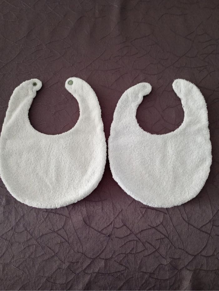 Lot de 2 bavoirs bébé - photo numéro 2