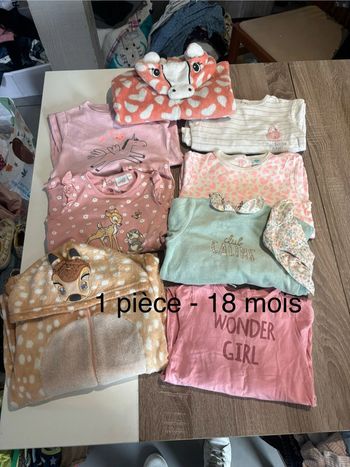 Lot pyjama
