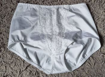 Gaine blanche taille 52