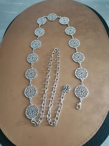 Ceinture Métal femme argenté cercles ajourés