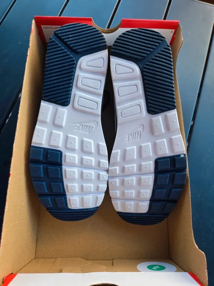 Nike air max bleu garcon taille 38,5 neuves - photo numéro 8