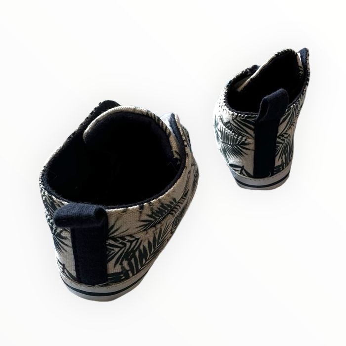 Chaussures bébé Gémo 3 - 6 mois TBE (2€) - photo numéro 2
