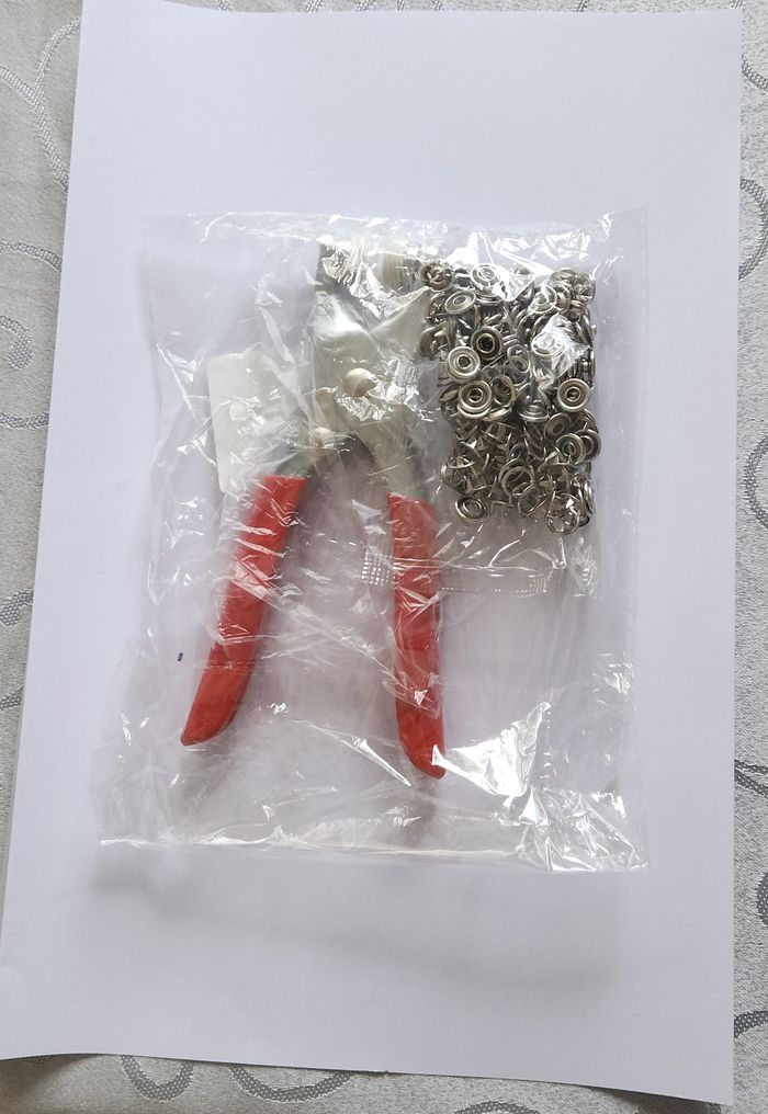 Pince de couture avec boutons pressions neuf - photo numéro 3