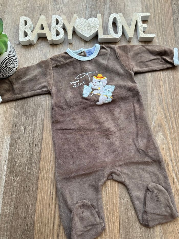 - Pyjama Prend ton pouce   - 3 mois  - Très bon état