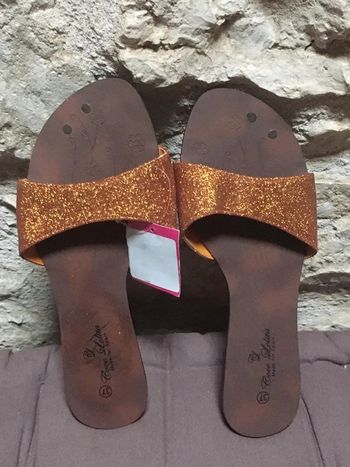 Sandales neuves, taille 37