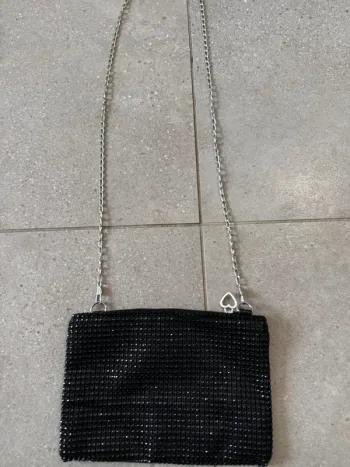 Sac noir à bandoulière, très bon état, 22,5x16cm